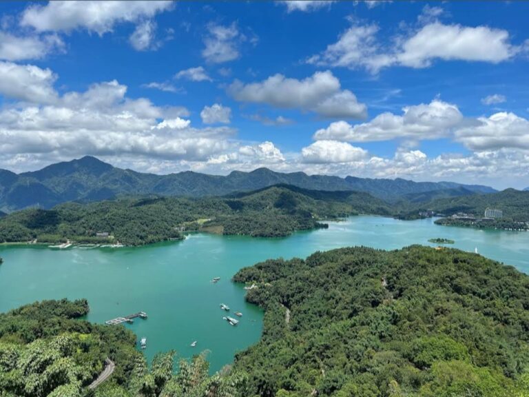 日月潭旅遊懶人包 2 大必訪亮點一次看懂 湖景散步 遊船 環湖單車全收錄